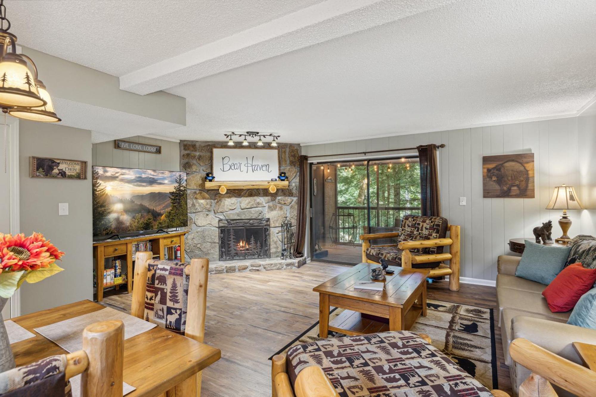 Obear Mountain Is A Newly Updated Condo In Chalet Village Of Gatlinburg! Екстериор снимка